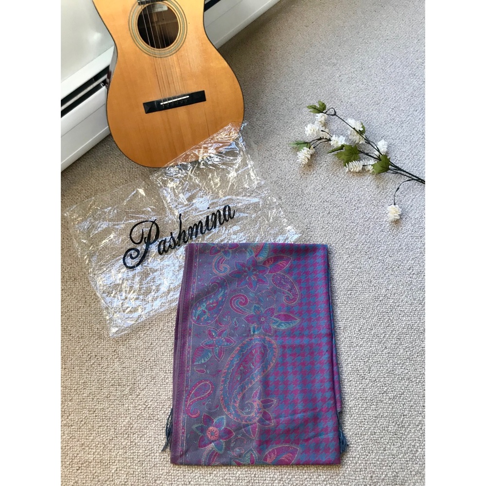 Paisley Pashmina
